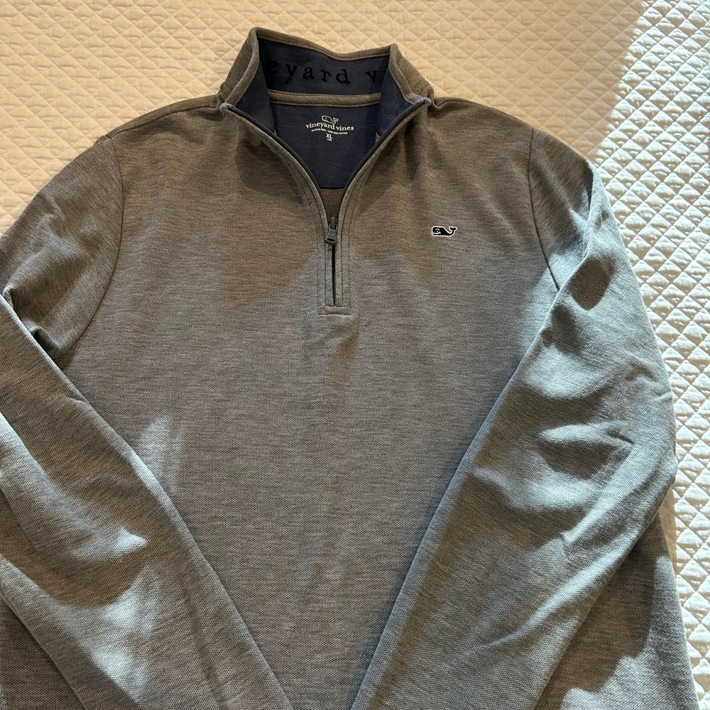 Vineyard Vines Boys XL Gray Quarter-Zip Sweater. 100% cotton. Worn twice